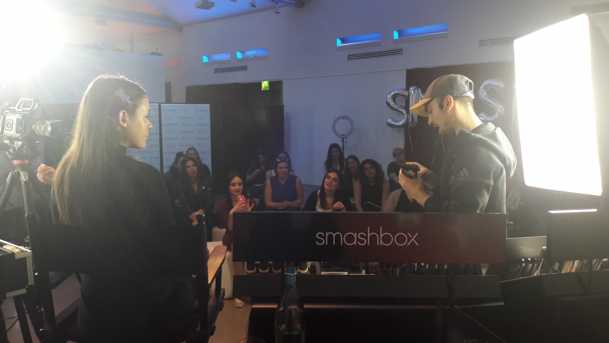 为Smashbox组织了新款产品的发布会，并专门邀请了20位博主前来参加 - 7