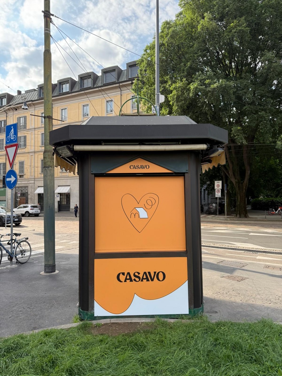 Innovative street marketing in Milan: Casavo's success in Brera - 4