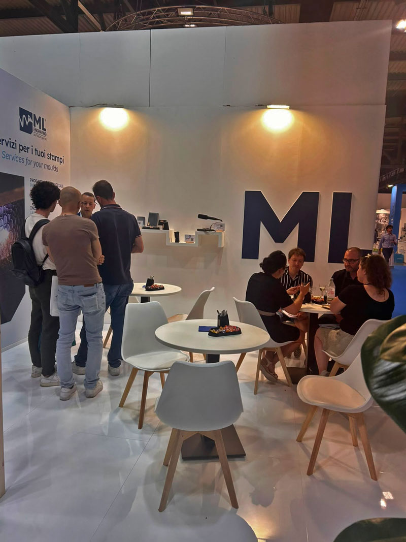 Bespoke trade show booth built like an art gallery: ML Engraving at Fiera Milano - 0