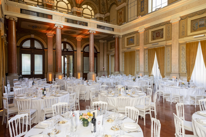 Awards gala dinner in a historic Milan venue - 1