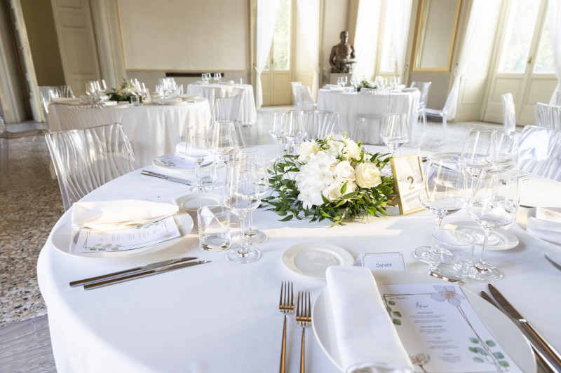 A fairytale wedding in a glamorous venue in central Milan - 23