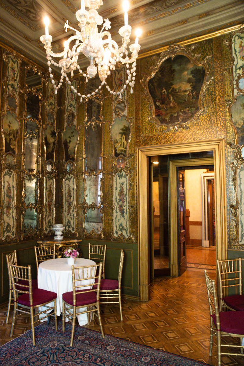 Wedding anniversary event in historic Milan villa - 3