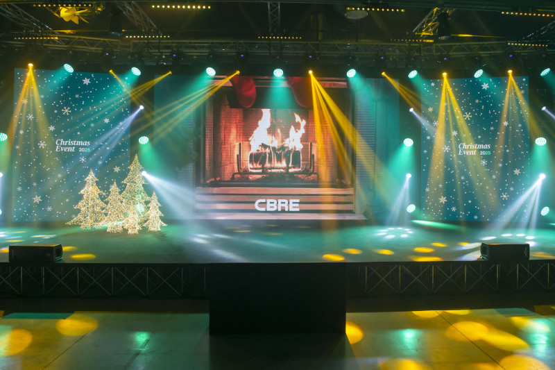 CBRE's first Christmas party in Milan was a resounding success - 3