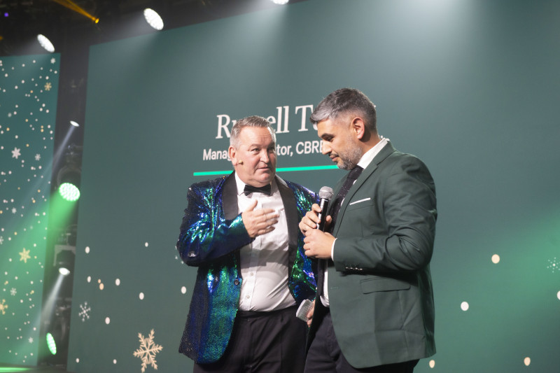 CBRE's first Christmas party in Milan was a resounding success - 1