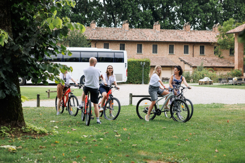 Outdoor charity team building for the Marangoni Institute - 29