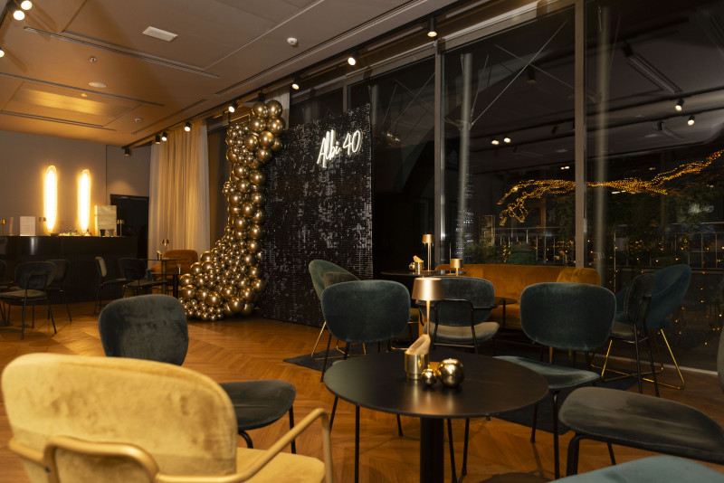 Fortieth birthday celebration blending elegance, comfort and design - 3