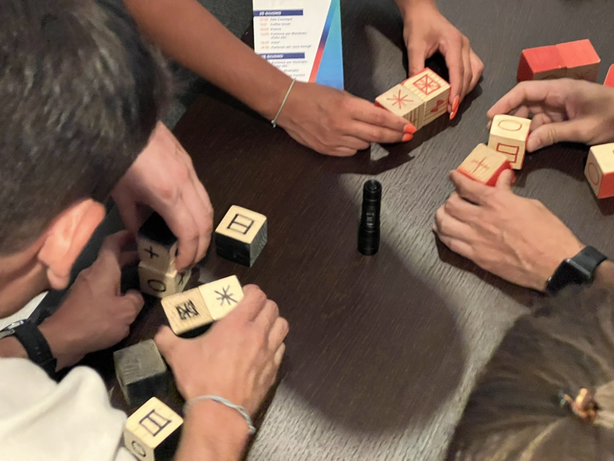 Mystery Room team building for Saint-Gobain's new hires - 8