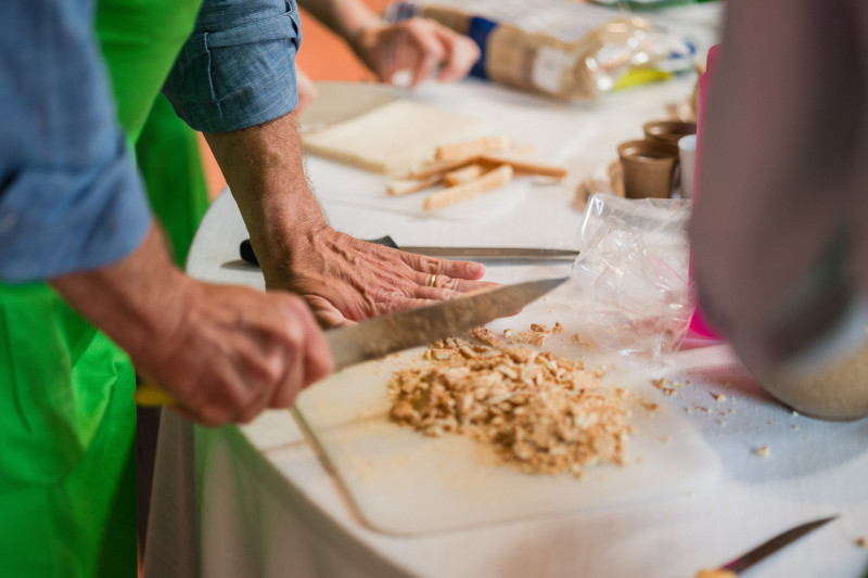 Team cooking experience with special guests in Milan - 11