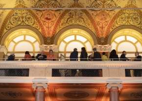 Elegance and tradition in an evening combining evocative atmosphere, refined catering and flawless coordination