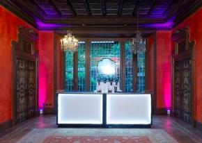 We planned a memorable 18th birthday party in an elegant and prestigious venue in Milan