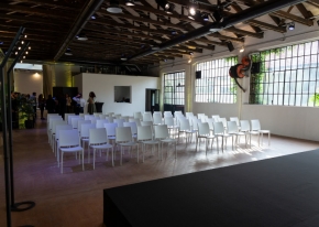 Introducing Officine De Rolandi, a stunning, renovated space managed by Smart Eventi. We held an exclusive Open Day for agencies and events industry professionals