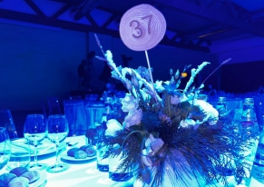 For Saint-Gobain Italia's 2026 company kick-off, Smart Eventi developed a mountain-themed creative package. Two days’ worth of events at a prestigious venue in Milan, spanning meetings, workshops, and a gala dinner.