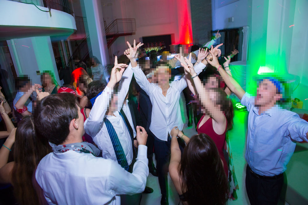 在米兰帮客户举办生日聚会 - 3