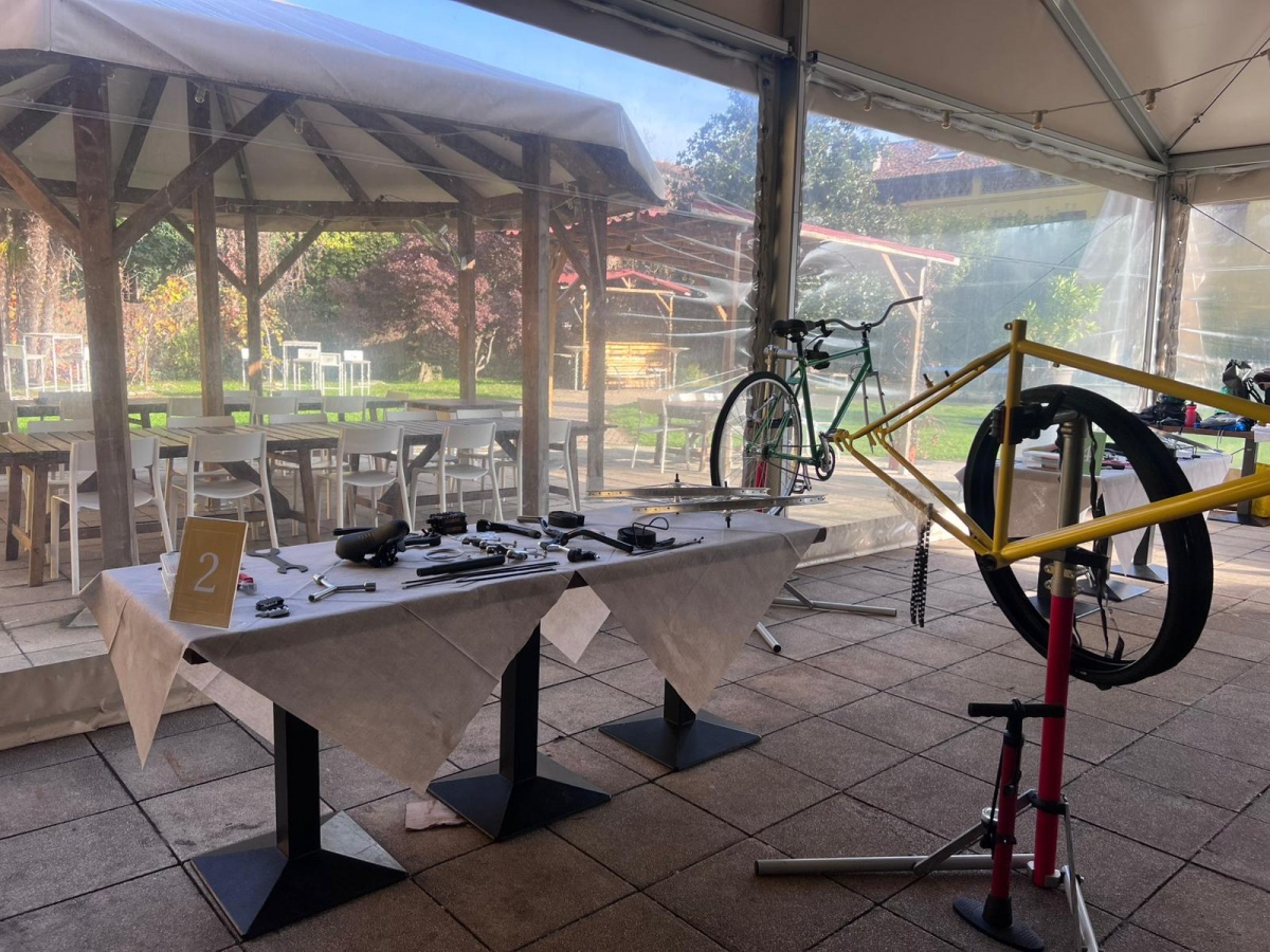 Bike for children, Vgpparks Italia's social-impact team-building - 2