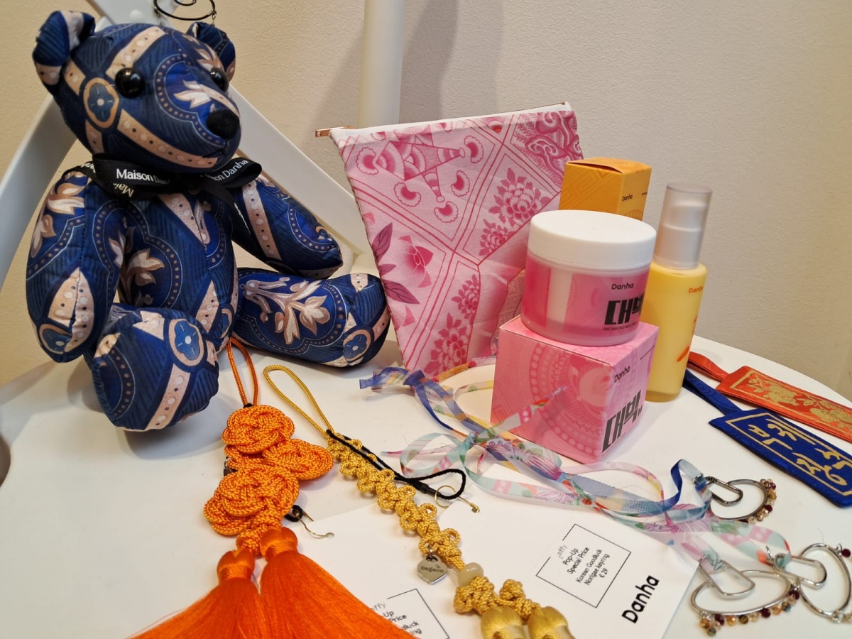 Fashion and beauty pop-up store in Milan: Maison Danha and the Zeffy line on Via Moscova - 11