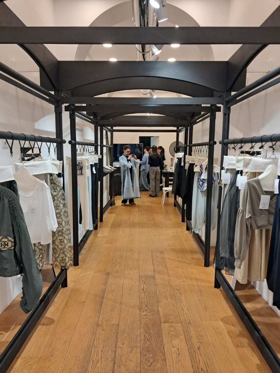 Fashion and beauty pop-up store in Milan: Maison Danha and the Zeffy line on Via Moscova - 18