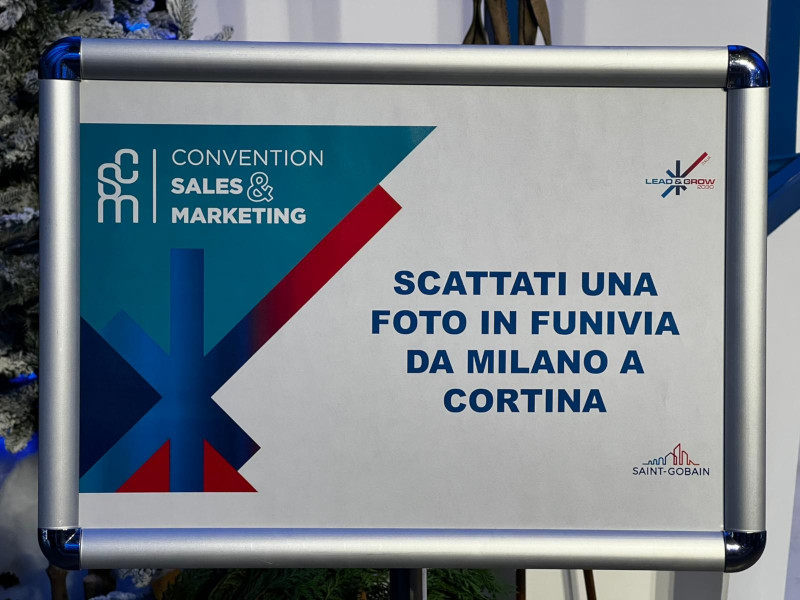 Saint-Gobain 2026 company kick-off: mountain-themed creative décor in Milan - 3